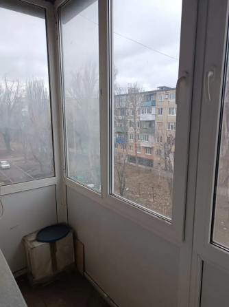 Продам 2. комнатную квартиру Донецк