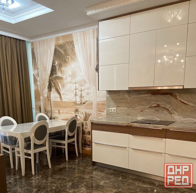 Срочная сдача крупногабаритной трехкомнатной квартиры по адресу Киевский район Донецк - изображение 2