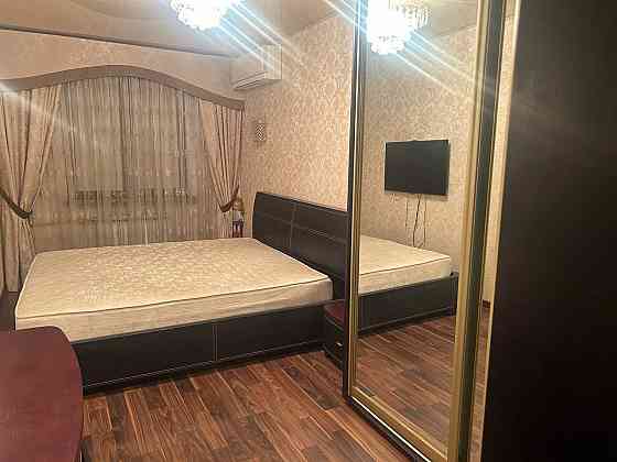 Продам 3-х комн. кв.евро, мебель, техника, ресторан " Какаду". Донецк