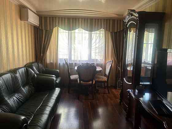 Продам 3-х комн. кв.евро, мебель, техника, ресторан " Какаду". Донецк