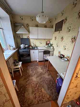 Продам квартиру в Ясиноватой 3-комн. 57 квадратов; 5/5; 55 квартал 3 млн. торг; собственник Ясиноватая