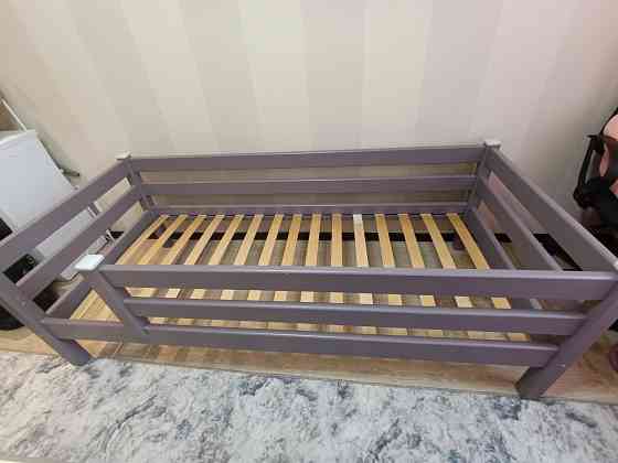 Продам детскую кровать 2000*920 Донецк