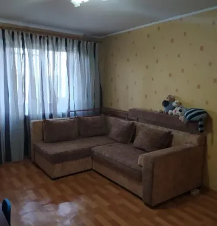 Продам 2-к квартиру на Батова Макеевка