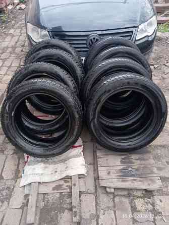 Продам резину 205*55*16 Ясиноватая
