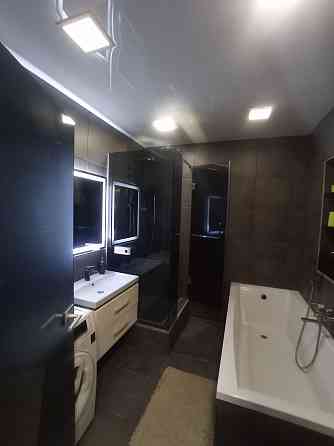 Квартира Евро 2-комнатная, светлая и уютная, с современным ремонтом и всей необходимой мебелью. Донецк