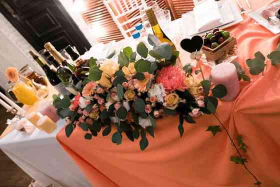 Банкет на свадьбу, кейтеринг и фуршет для свадеб в Москве и Подмосковье Москва