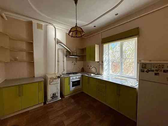 Продам дом в Центре Новоазовска Новоазовск