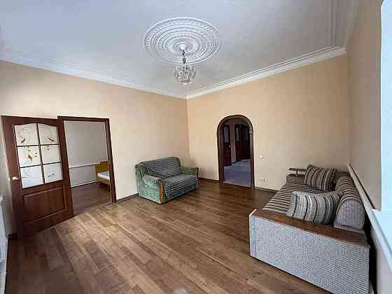 Продам дом в Центре Новоазовска Новоазовск