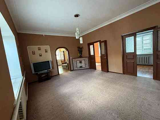 Продам дом в Центре Новоазовска Новоазовск