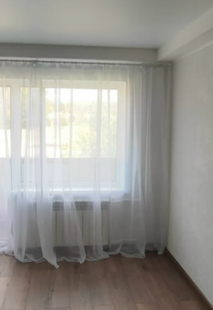 Продам 2-к квартиру на Пушке, кв-л Металлург Макеевка