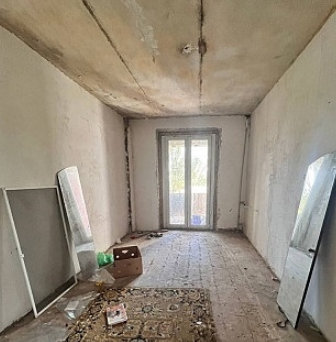 Продам 3-к квартиру на Батова Макеевка