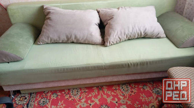 диван раскладной с подушками, зелёный Макеевка - изображение 1