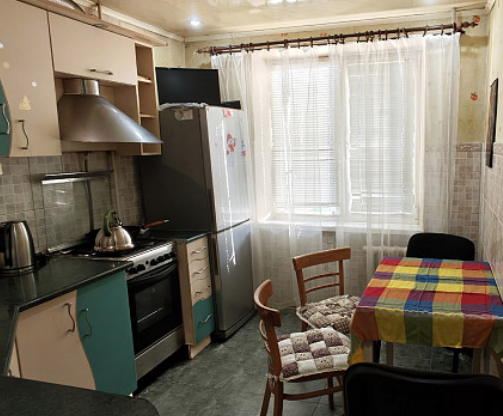 Сдам 2-к квартиру на Бажанова Макеевка