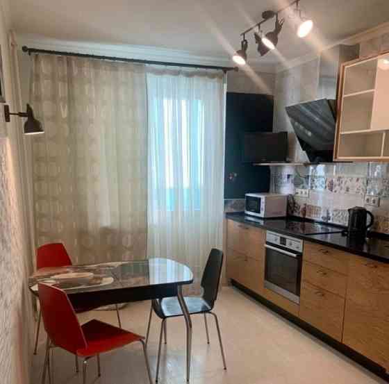 Просторная 2-комнатная квартира в Ворошиловском районе на парке Щербакова Донецк