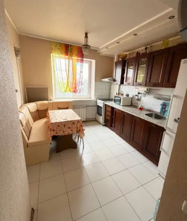 Продам 3-к в Центре, Солнечный м-н Макеевка