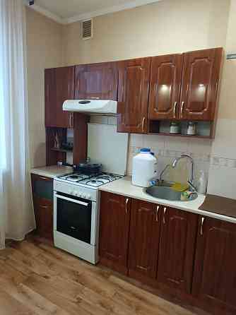 Продам 2х.комн.сталинку Донецк