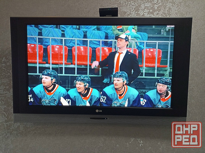 Телевизор LG 42PC3RV с настенным креплением Макеевка - изображение 2