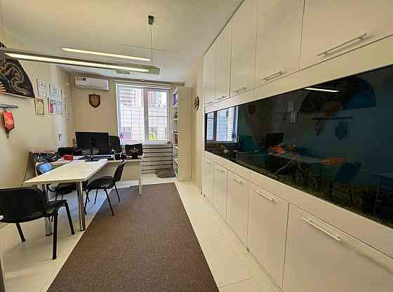 Продажа Business Class - Статусного Офисного Помещения с мебелью - удобная Парковка ! Вода 24.7 . Донецк