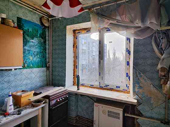 продается 3 комн. кв. в центре Харцызск