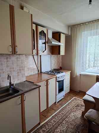 продам 3 комн. кв. в центре города Харцызск