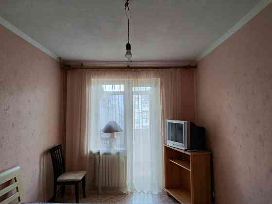 продам 3 комн. кв. в центре города Харцызск