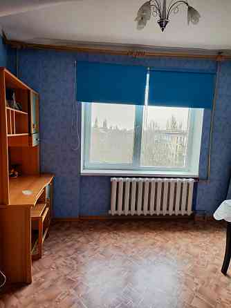 продам 3 комн. кв. в центре города Харцызск