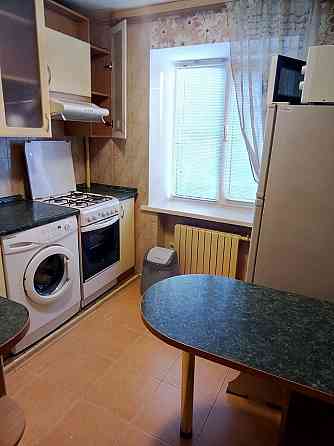 сдам 2х к. кварт. в ворошил. р-не. крытый рынок, с накопителем, отличная Донецк