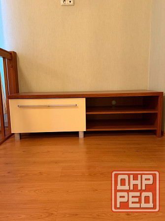 Комплект мебели (стол, тумба, шкаф) Донецк - изображение 3