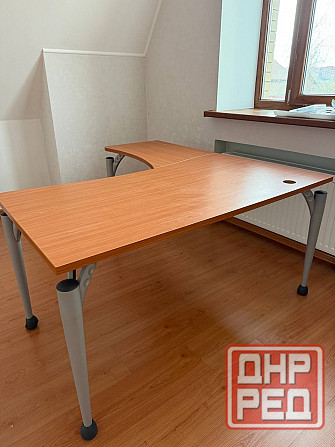 Комплект мебели (стол, тумба, шкаф) Донецк - изображение 5