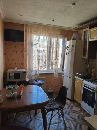 Продается 3 ком квартира, ор/ир площадь Бакинских Комиссаров Донецк