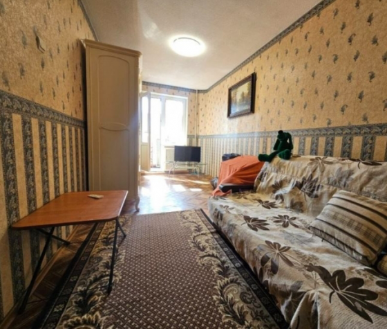 Продается 3 ком квартира, ор/ир площадь Бакинских Комиссаров Донецк