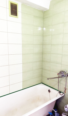 Продается 1 ком квартира, ор/ир Майский рынок Донецк