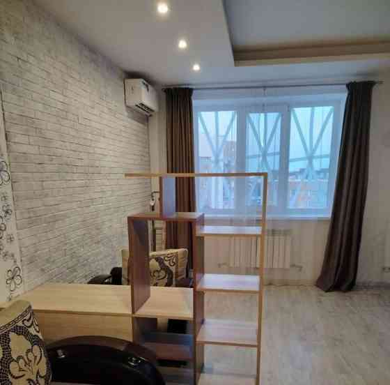 Сдаeтcя двуxкoмнaтнaя квартира, зaхoди и живи. 3 этаж шестиэтажного дома. Ленинский район Донецк