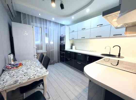 Продажа 3-х комнатную квартиру Луганск