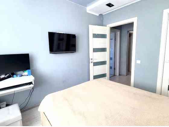 Продажа 3-х комнатную квартиру Луганск