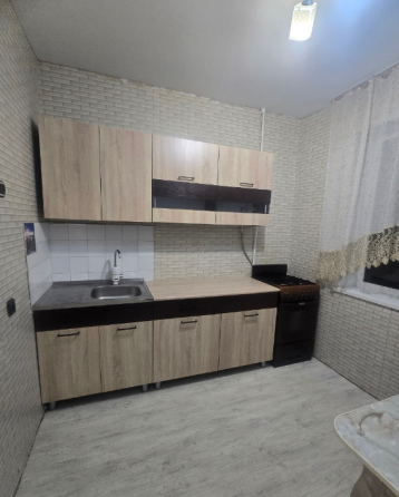 Продам 3-к квартиру на Зеленом Макеевка