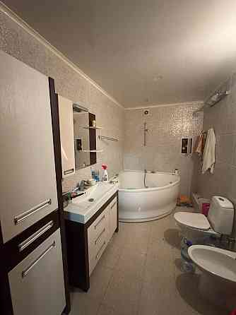 Четырехкомнатная на Челюскинцев 150 м2 Донецк