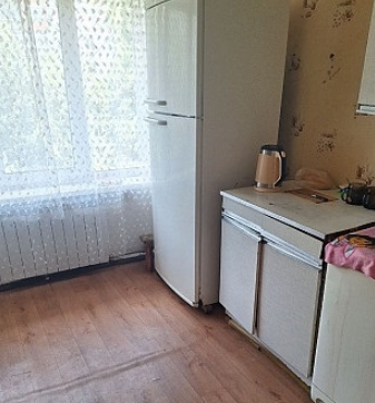 Продам 2-к квартиру на Бажанова Макеевка