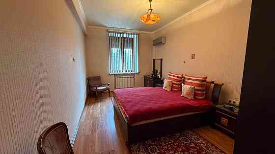 Срочно! Сталинка в центре Донецка, б.Пушкина Донецк