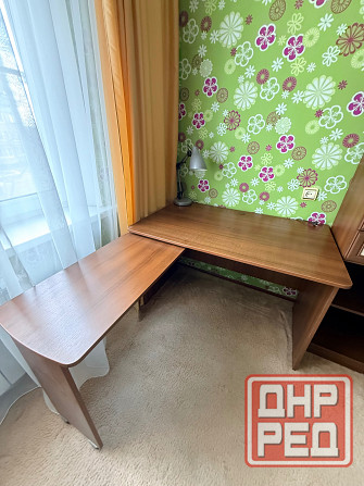 Комплект стол и пенал Макеевка - изображение 3