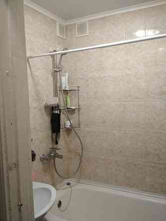 Сдам двушку 48кв,м 6/9 этаж Ворошиловский район, Green Plaza, Золотое кольцо Донецк