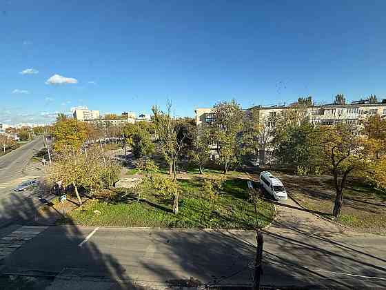 Продаётся уютная студия площадью 18,2 кв. м. на пятом этаже пятиэтажного дома по проспекту Победы Мариуполь