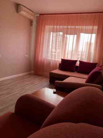 Продаю 1-комнатную квартиру в Ворошиловском районе, пл. Ленина Донецк