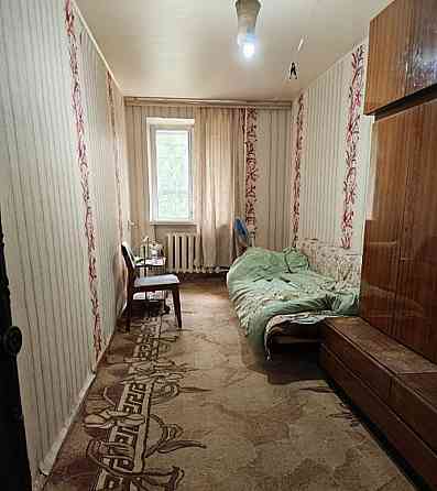 Продается 3-комнатная квартира в хорошем состоянии с гаражом. Донецк