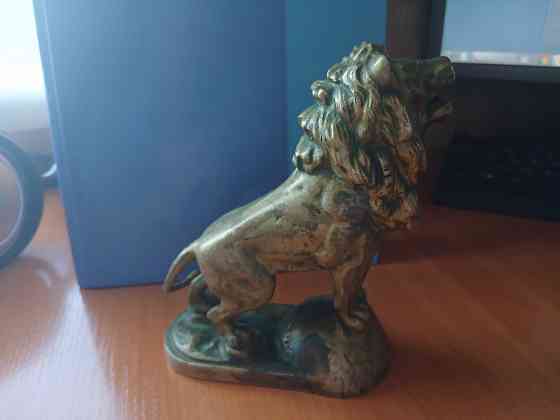 Статуэтка бронзовый лев Донецк