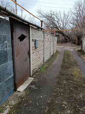 Дом, р-он мед.училище, Червоногвардейский район, Макеевка Макеевка