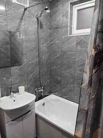 сдам 1 ком кварт. в киев. р-не, ул. артема привокзальный, евро, есть все Донецк