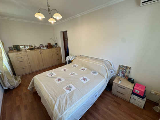 Продажа 3х комнатной квартиры !Ворошиловский район ! Ул.Щорса 22 Донецк