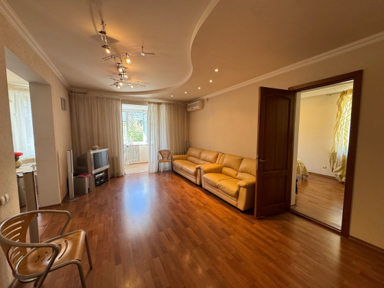 Продажа 3х комнатной квартиры !Ворошиловский район ! Ул.Щорса 22 Донецк