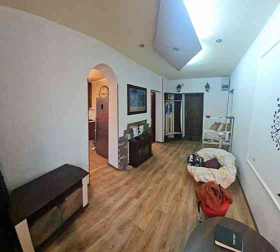 Продам 2х ком квартиру универмаг Донбасс, Куйбышевский район Донецк